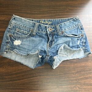 Juniors/woman’s size 1 blue jean short shorts